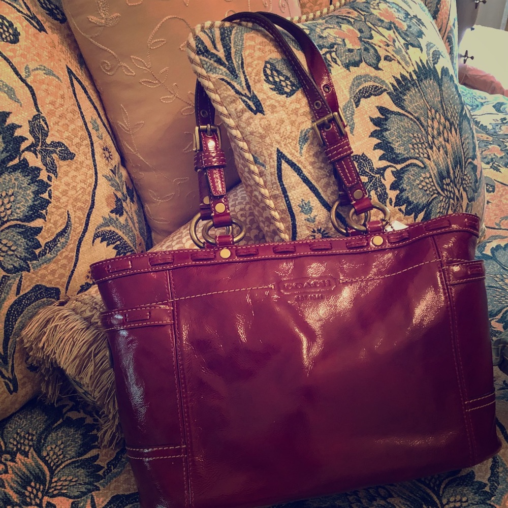 Gently used authentic Coach bag.